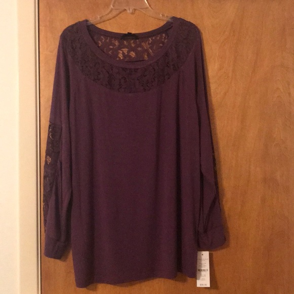 Shirt - Picture 1 of 3